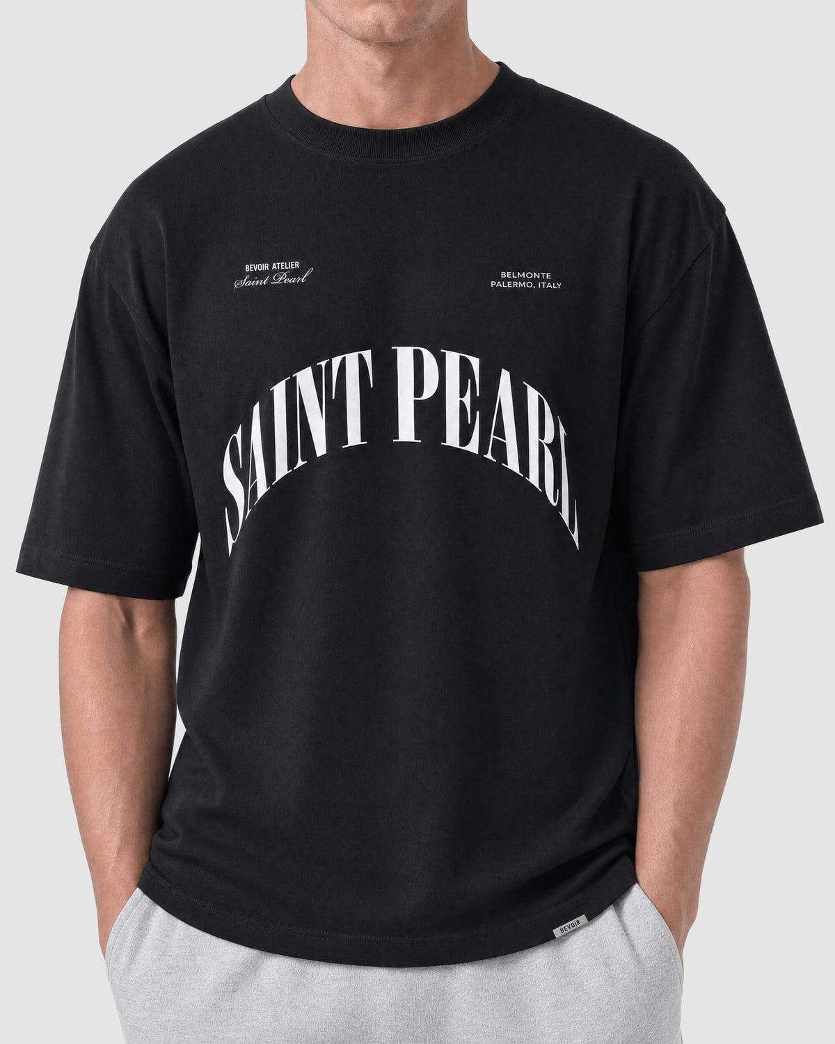 Saint Pearl T-Shirt - Black